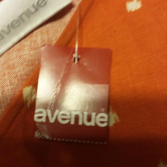 Dress - Picture 5 of 6